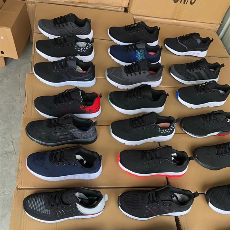 WZY Китай экспортирует большое количество мужской обуви в смешанном дизайне