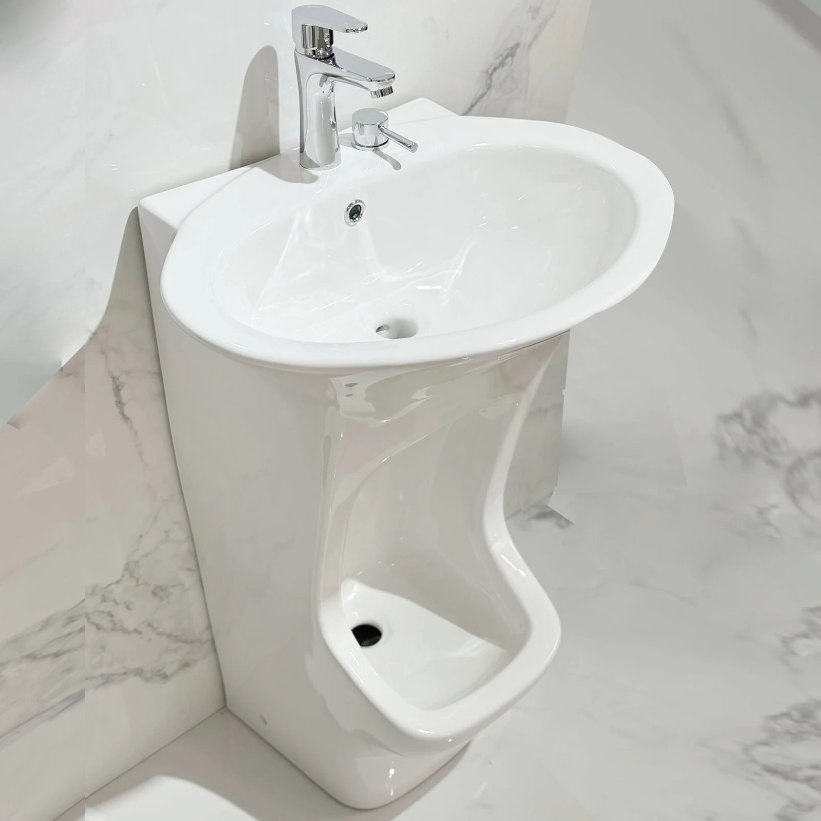 Раковина для ванной комнаты