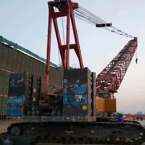 Chinese Factory Price 200 Ton Crawler Crane SCC2000A for Sale