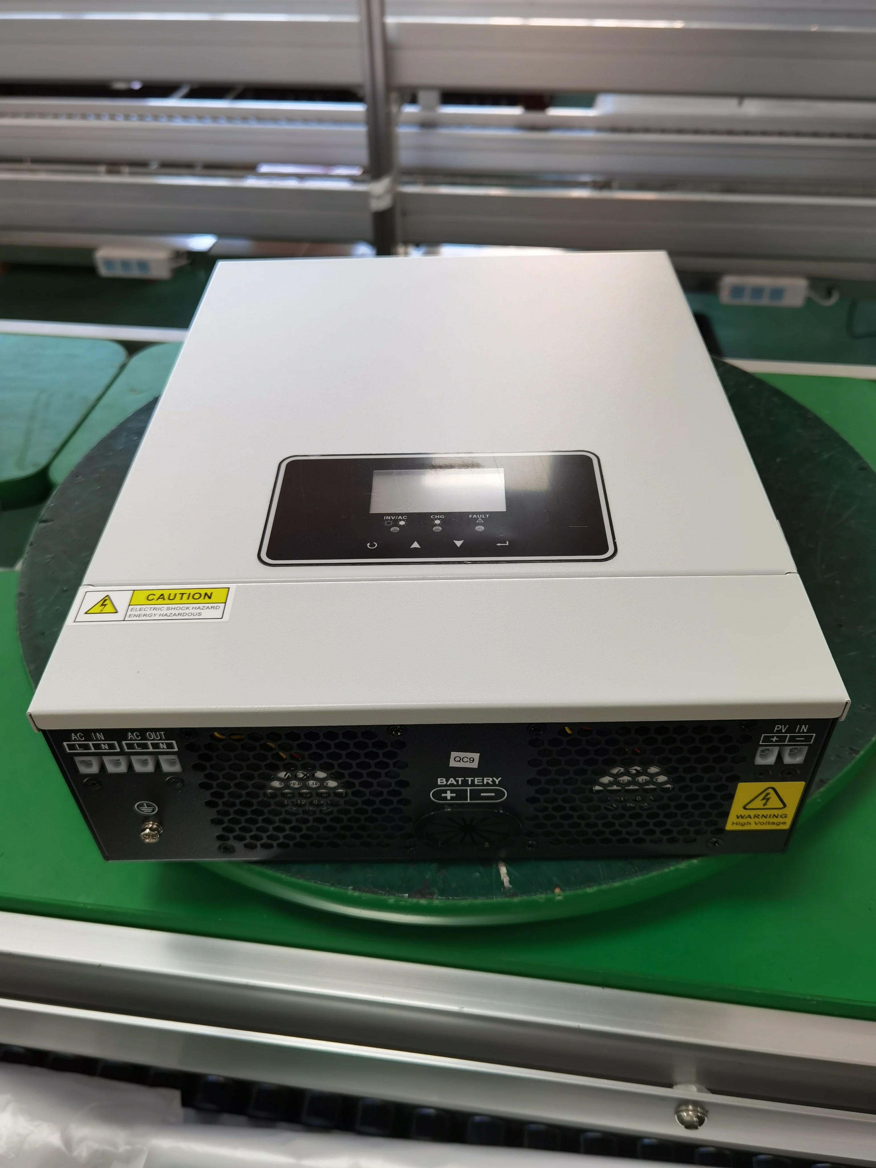 wholesale price inverter off grid single phase 1600W 3000W bulit-in 80A MPPT solar charger sine wave pv inverter for solar panel
