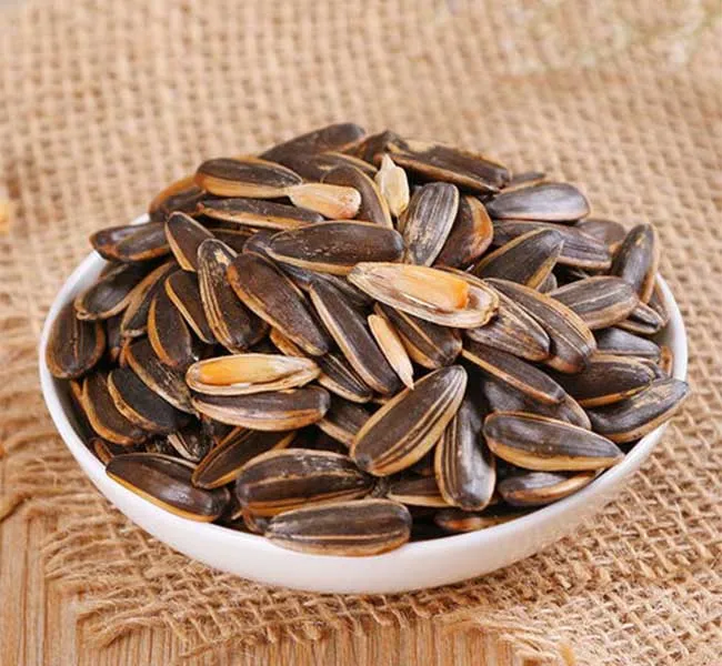 Go Raw Sunflower Seeds with Salt SEEDS Roasted and Salted