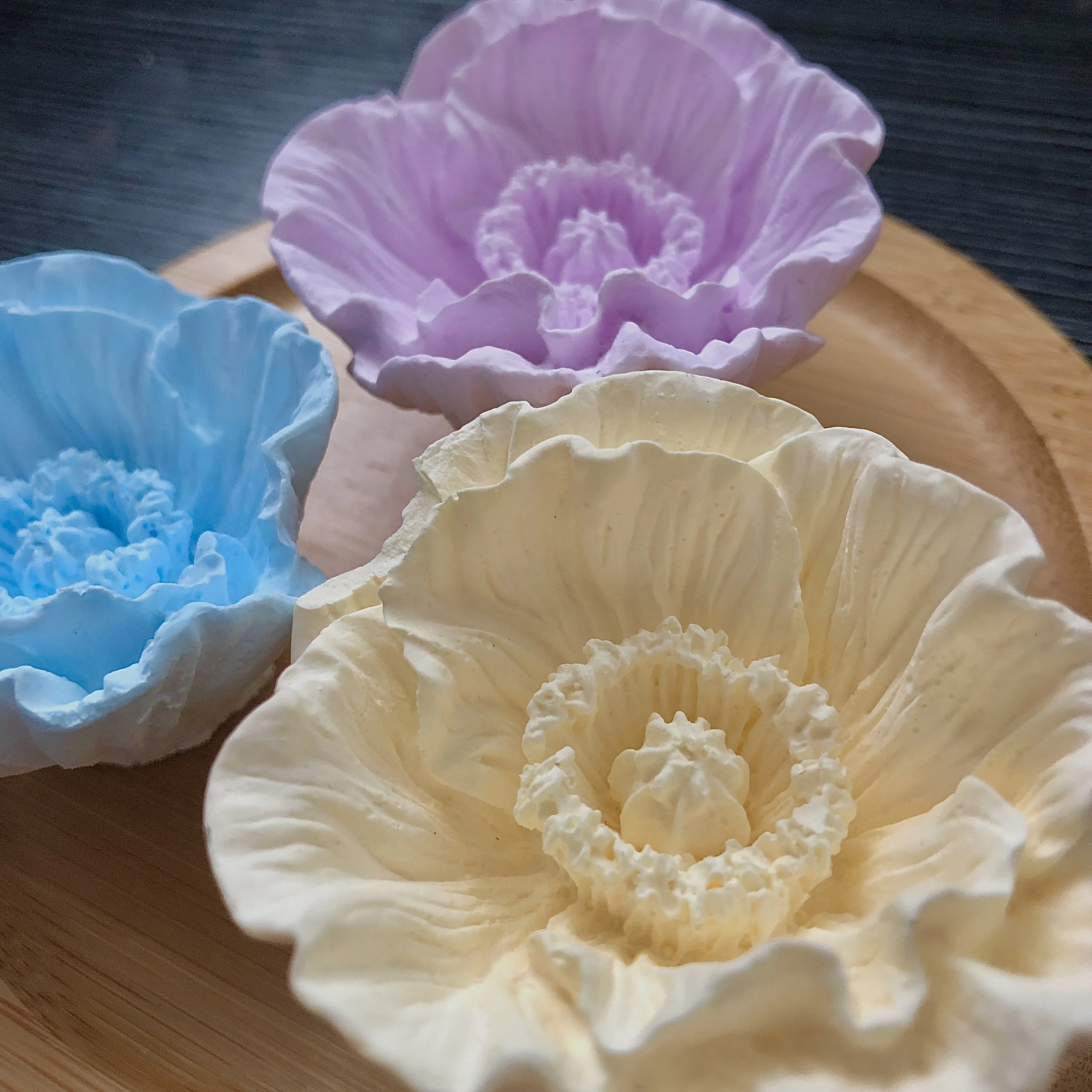 Hot- sale Flower Shaped Decoration Home  Air Freshener Aromatherapy Diffuser Stone
