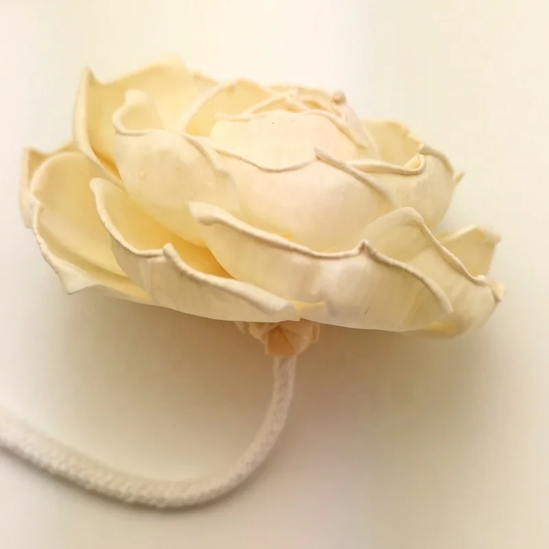8.5cm 2021 New  Handmade Natural Rose Sola Flower Diffuser for Home fragrance