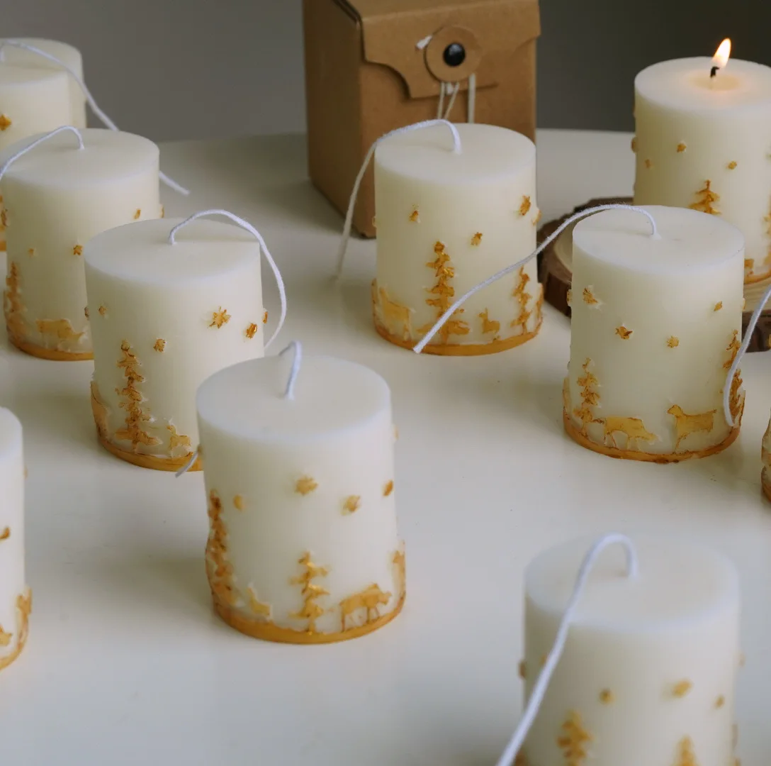 Customized high-end relief aromatherapy candles Christmas gift boxes for couples Christmas gifts soy wax wholesale