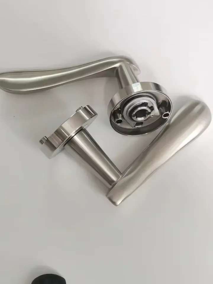 Factory Price High Quality Modern Solid 304 Stainless Steel Handle Villa Luxury Door Handle