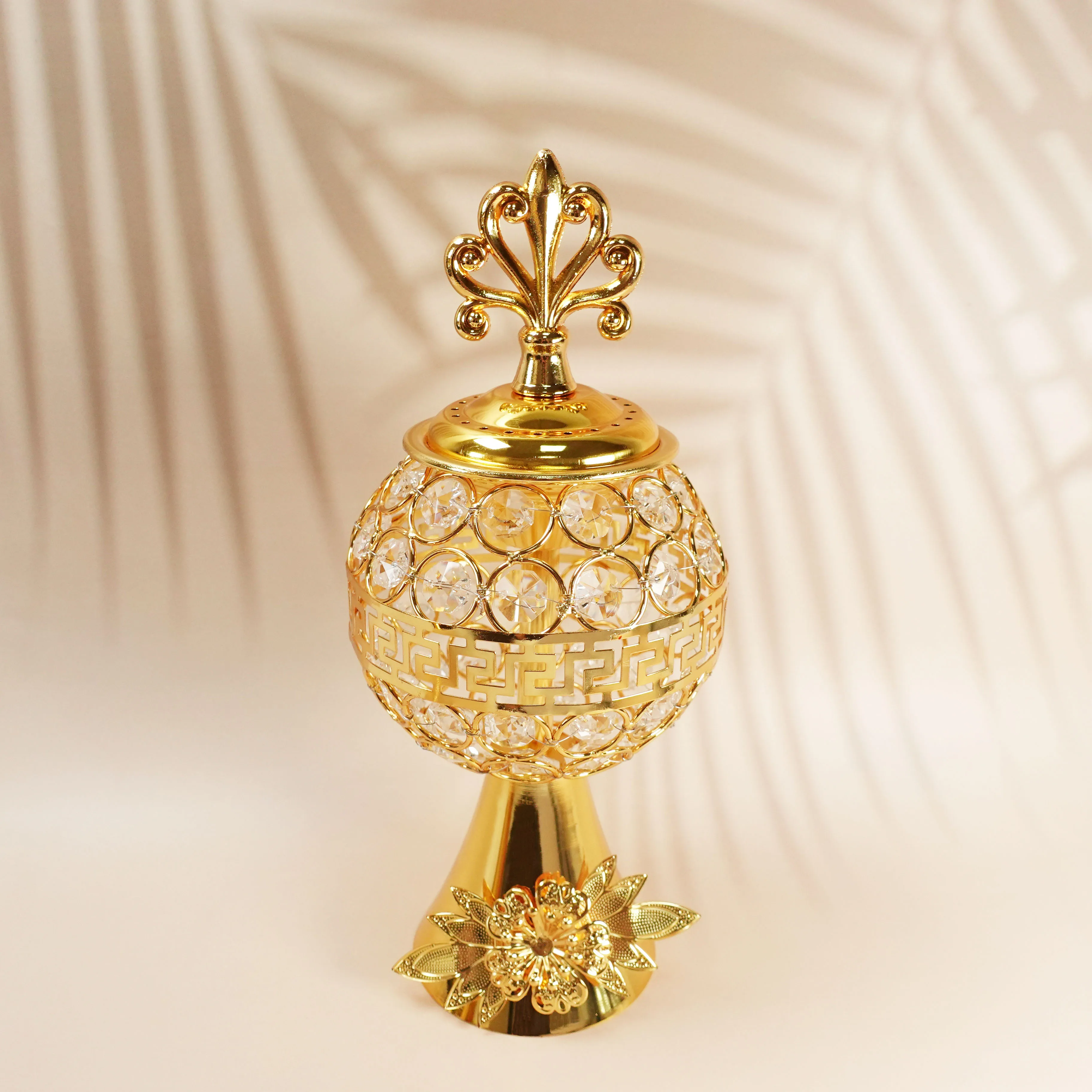 New type metal water diamond incense burner with golden hollow design Arabic incense burner