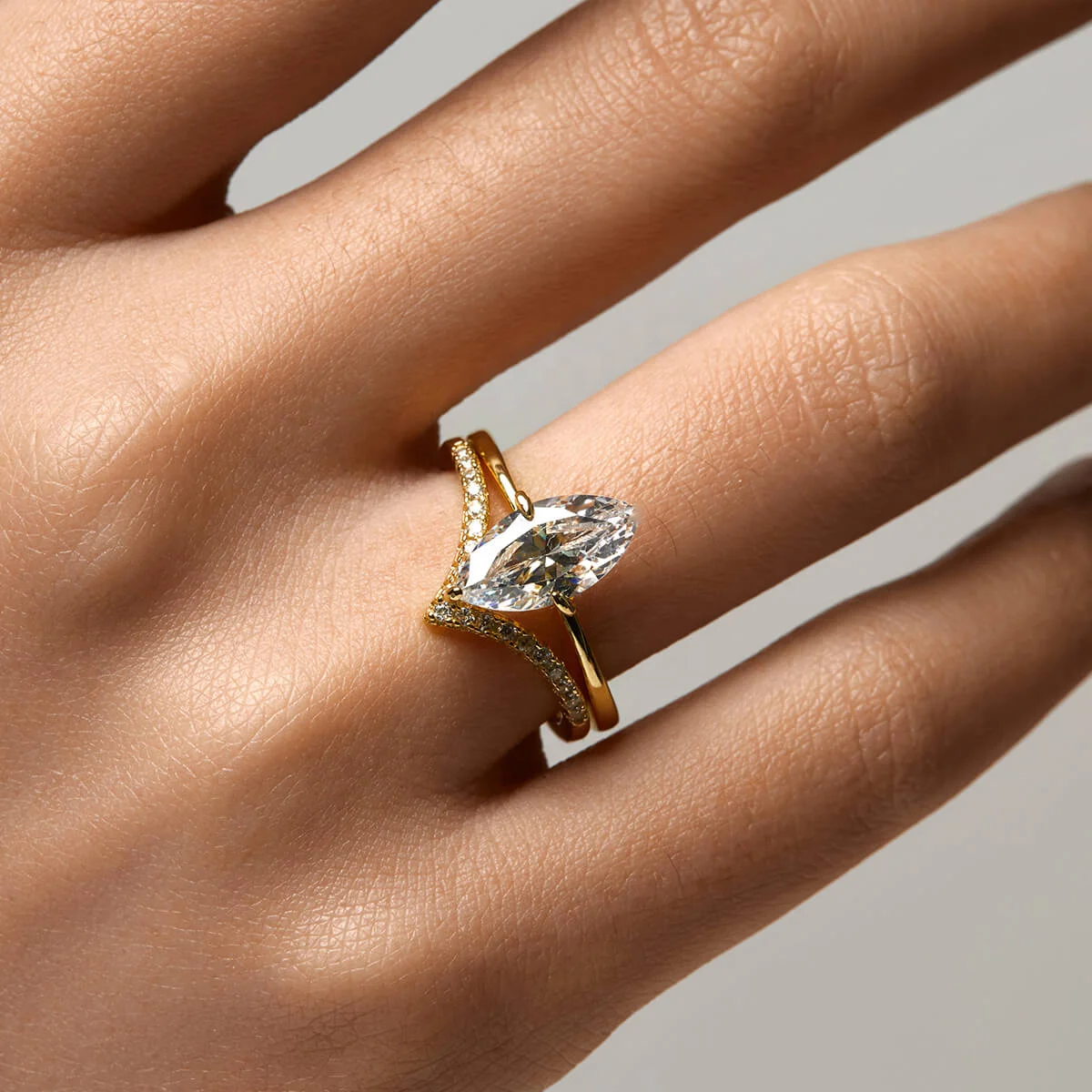 Hot Selling Luxury 14K Gold Marquise Cut Gemstone Band Ring