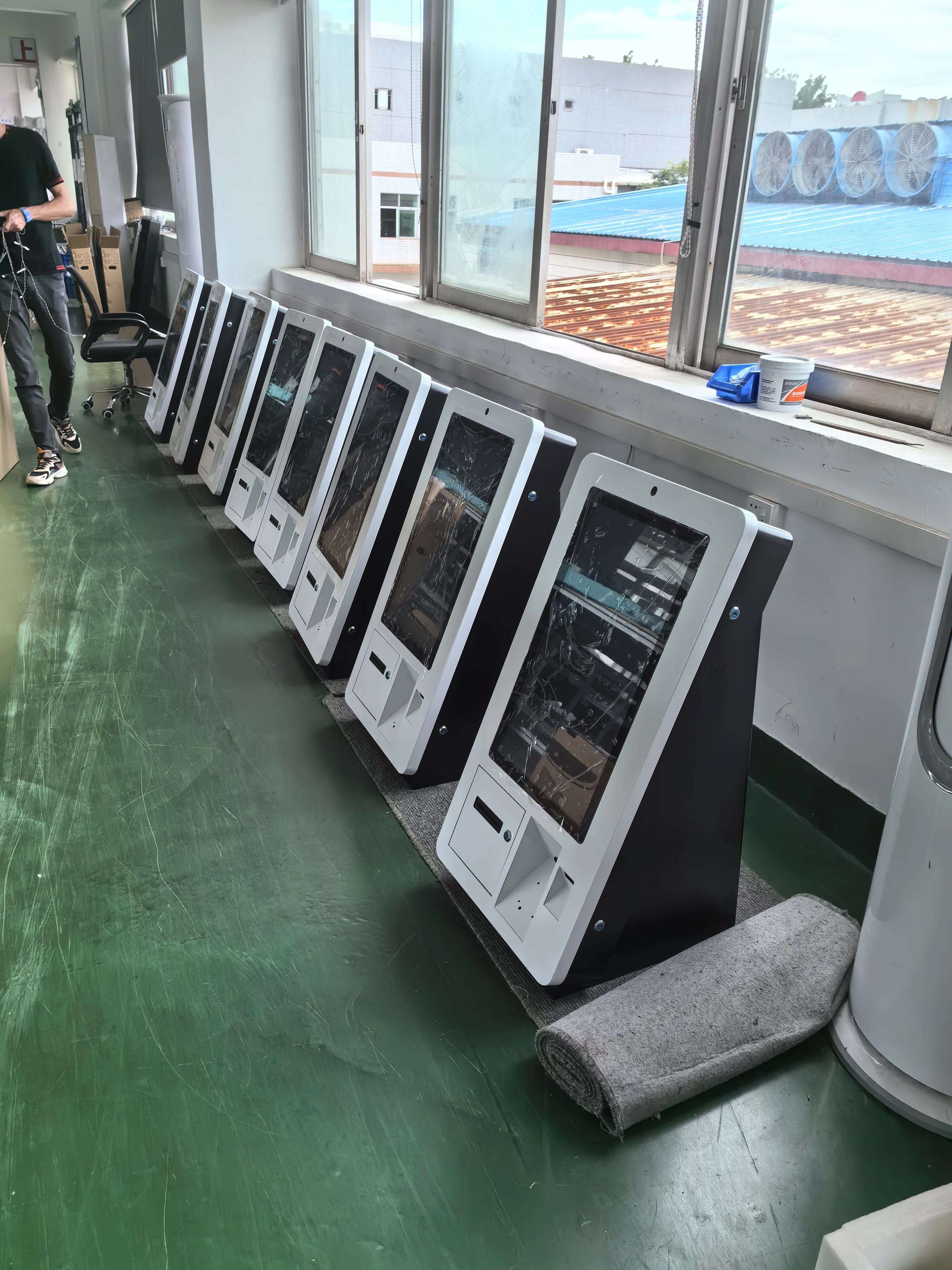 21.5 inch Android/windows desktop self-service ordering kiosk