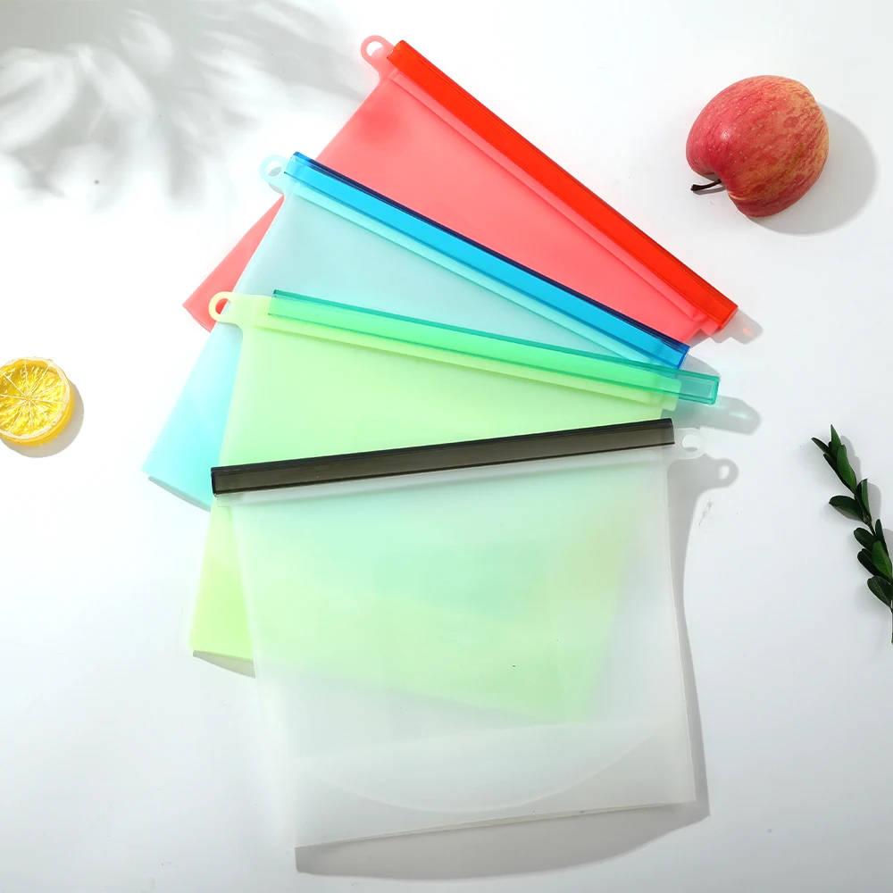 4-piece silicone food bag, sealed silicone storage container, reusable snack packaging bag