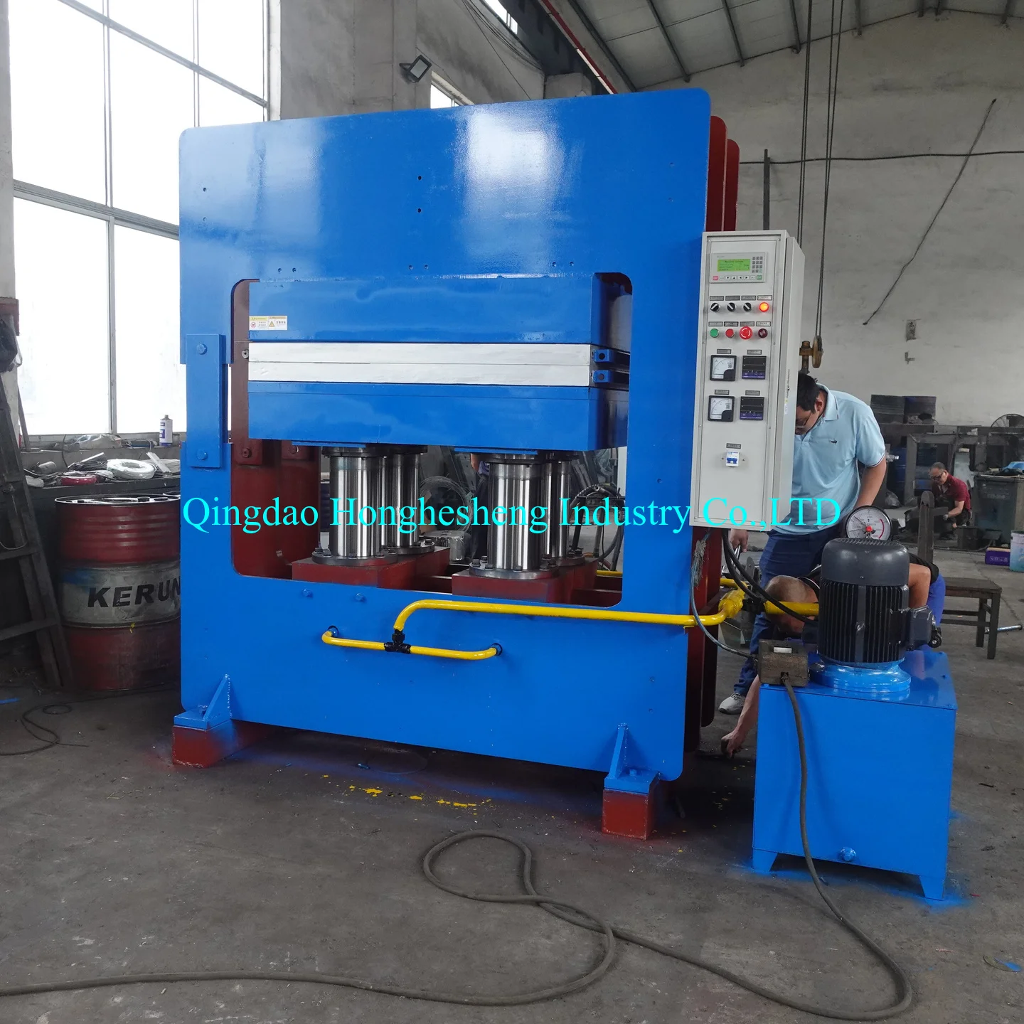 Marine D type rubber anti-collision vulcanizing machine
