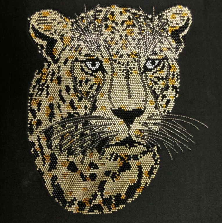 Free sample Lion leopard design stone rhinestone transfer paper strass diamond motif iron on transfer for t shirt