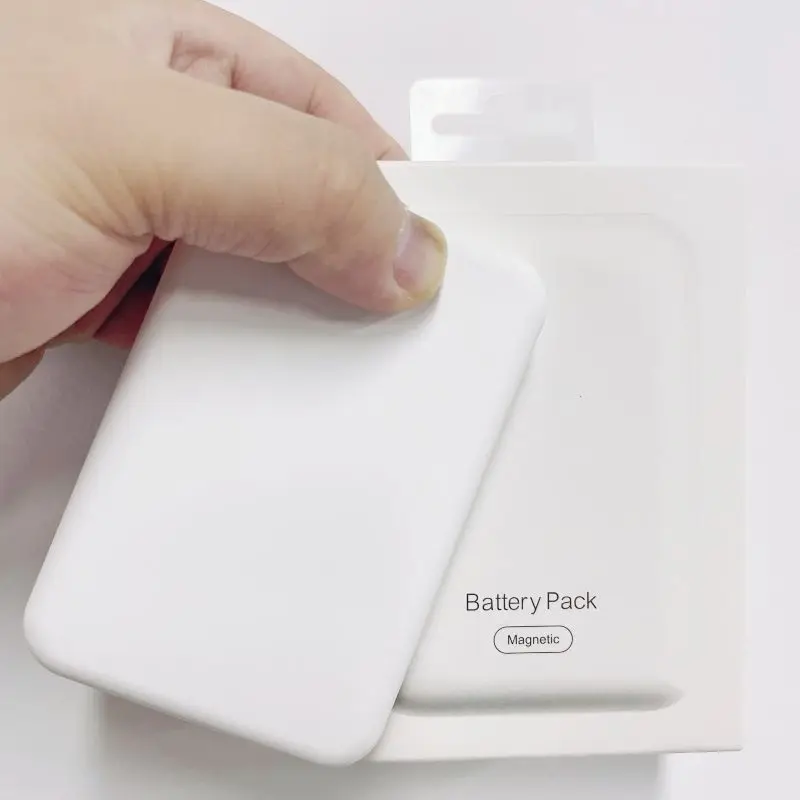 Newest For Battery Pack QI Mag-safe 5000mAh Power Bank 5w Wireless Charger With Mag-netic for iphone outdoor charging