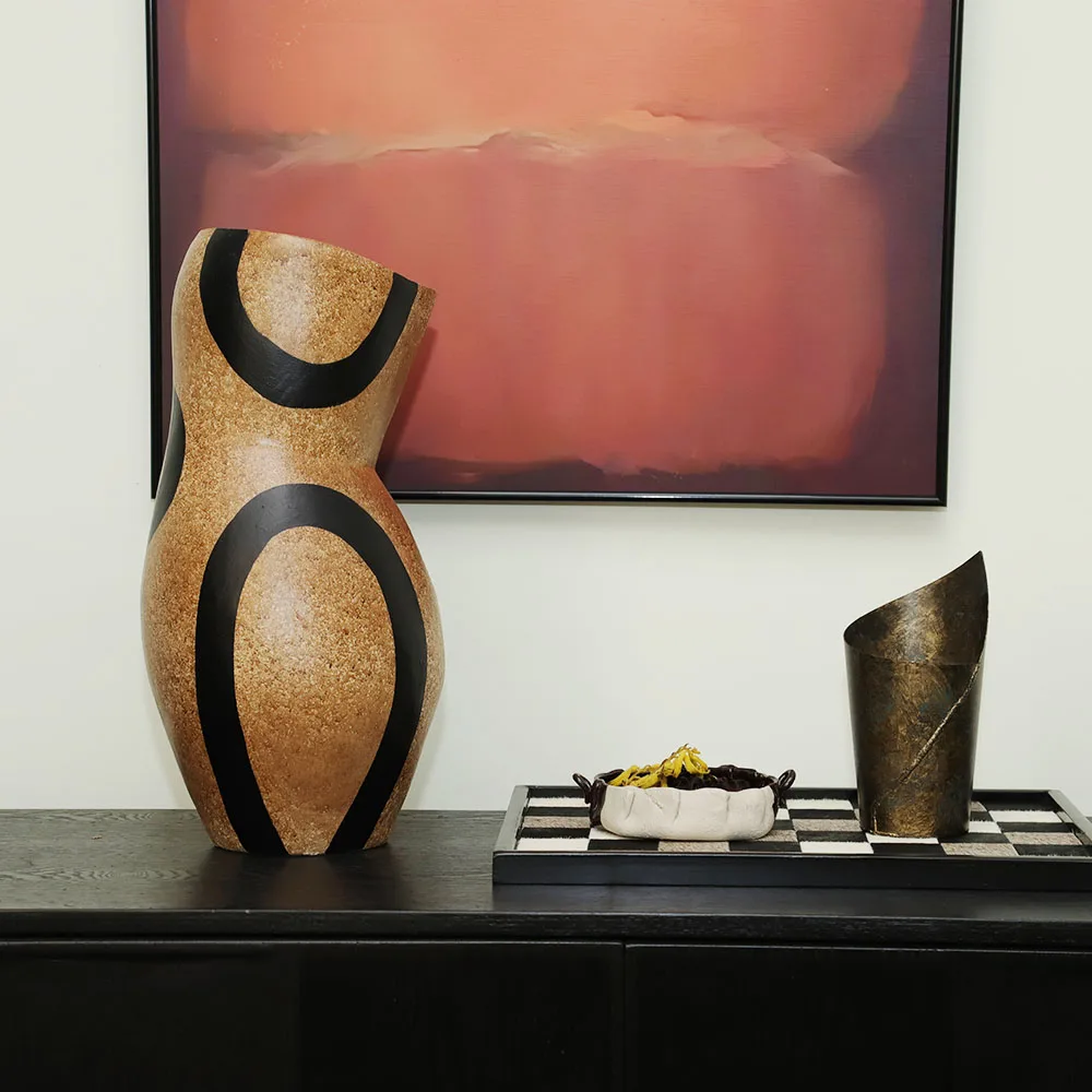 Modern Italian-Style Minimalistic Wabi-Sabi Medieval Circle Resin Vase Rustic Niche Decoration Study Desktop Home Made Polyresin