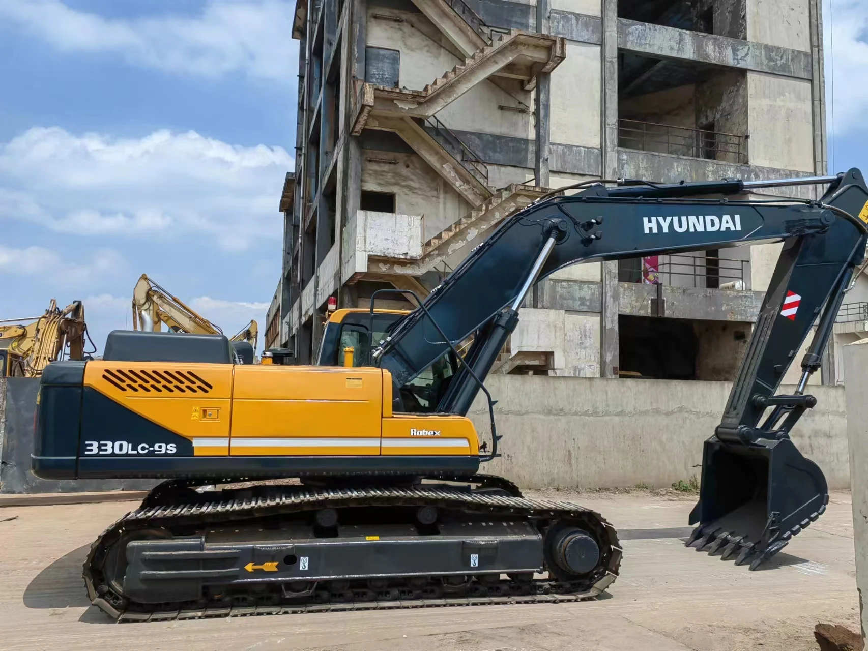 Used Cat Factory Price Sales Almost New hyundai 330 340 Wholesale with High Quality