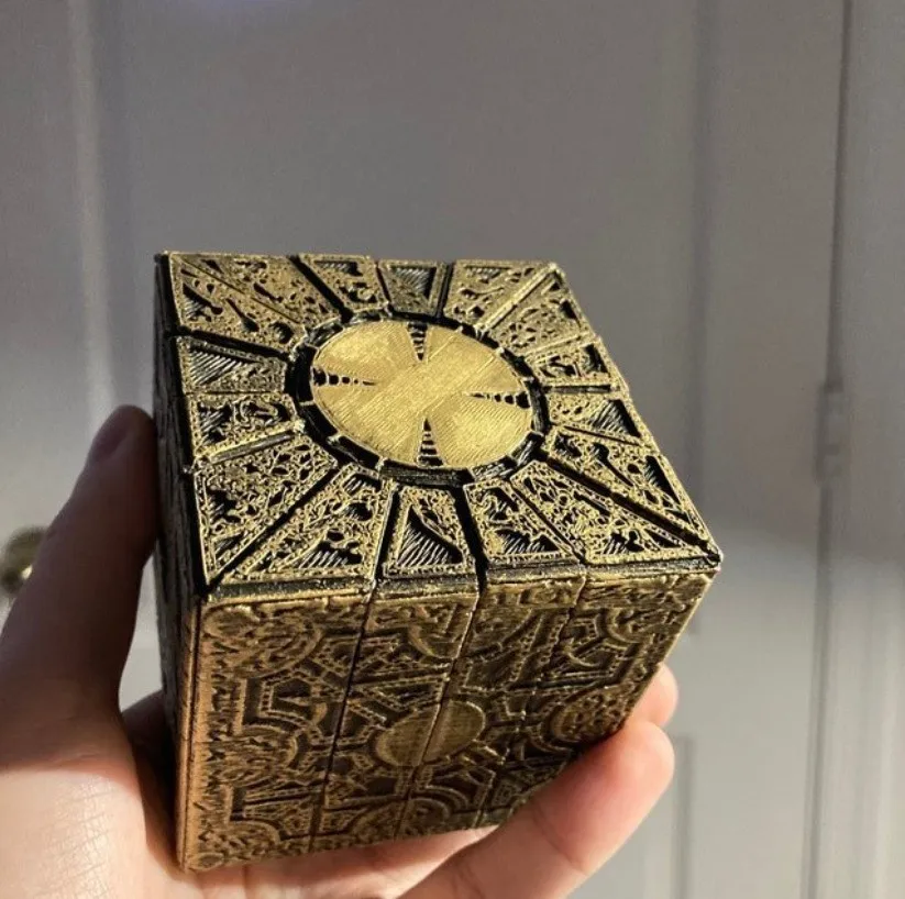 2023 New Product Hellraiser Puzzle Box Solid Lament Cube Foil Originator Horror Cosplay Prop