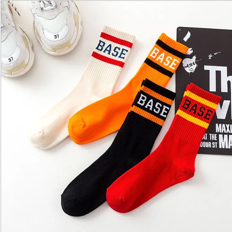 Customised Luxury Socks For Men And Women Striped Letter Sport Basketball Crew Cotton Socks Unisex