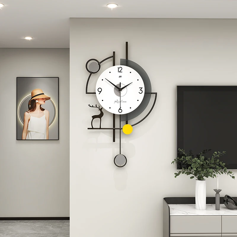 Fashionable and luxurious wall clock living room creative home decoration clock Nordic minimalist wall clock