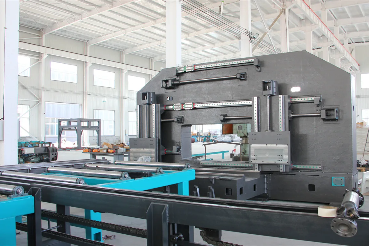  Фрезерный сверлильный станок CNC H