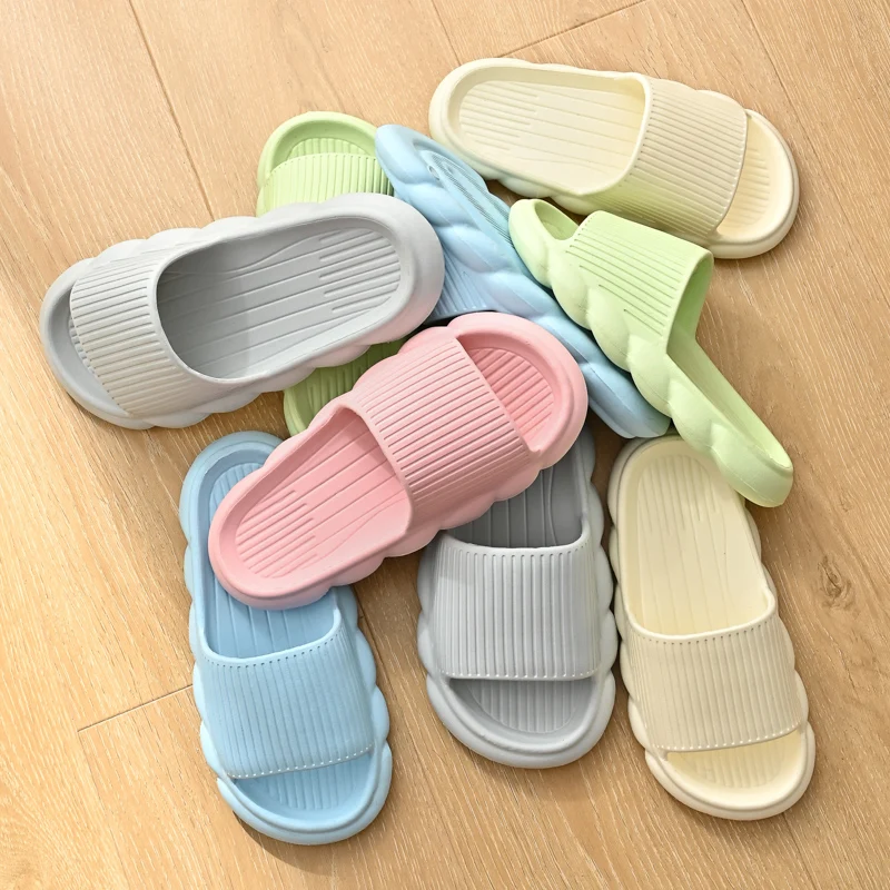 2023 Factory Price Cheap Summer Unisex Flat Anti-Slip Bathroom Casual Soft Light Eva Cloud Indoor Home House Slipper