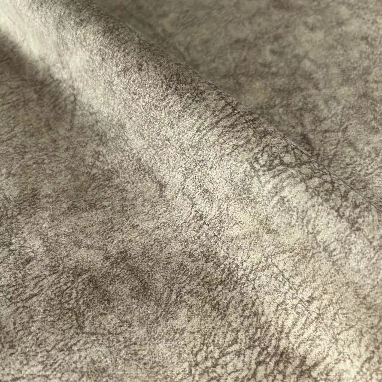 high quality customized 100% polyester home textile fabric luxury velvet fabric for upholstery