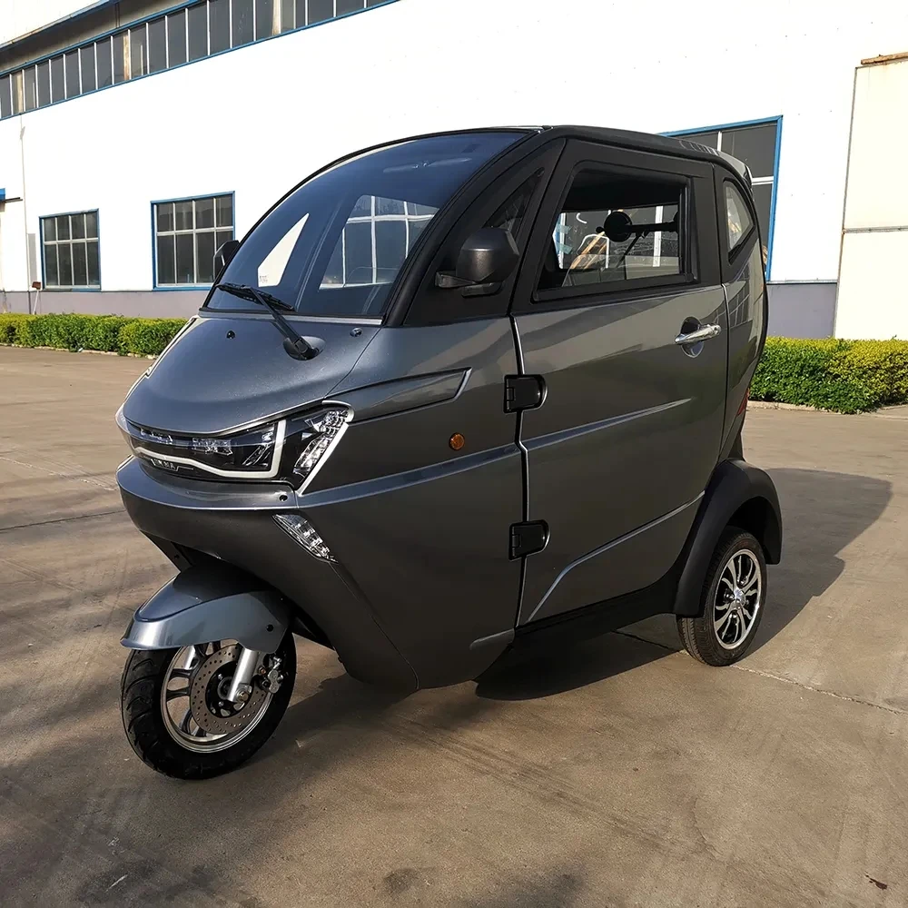Electric Tricycle 3 Wheel Mini  Electric Car 1500W Tricycle Passenger Vehicle 60V58AH