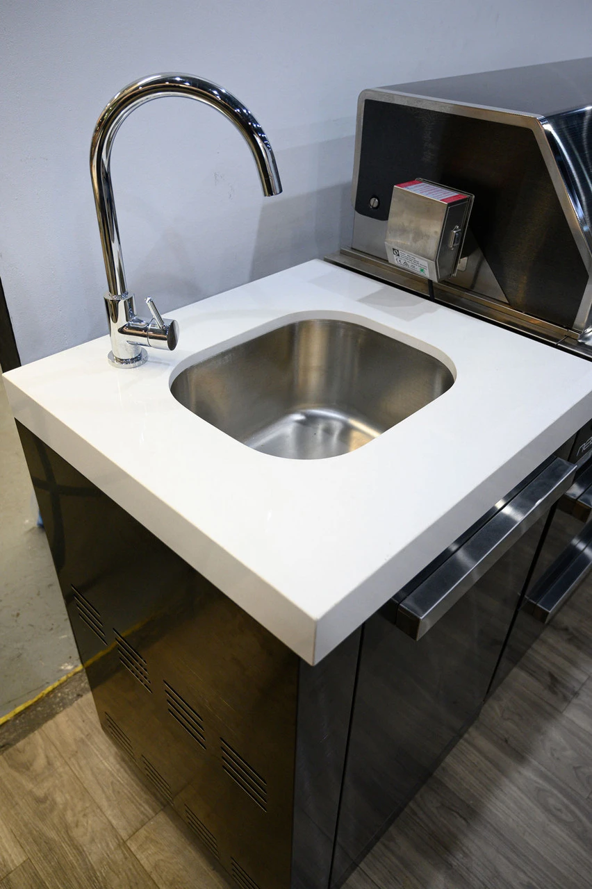 Vermont Newest Black Outdoor Kitchen Cabinets Bbq Stainless Steel Furniture Kitchen Cabinet With White Countertop