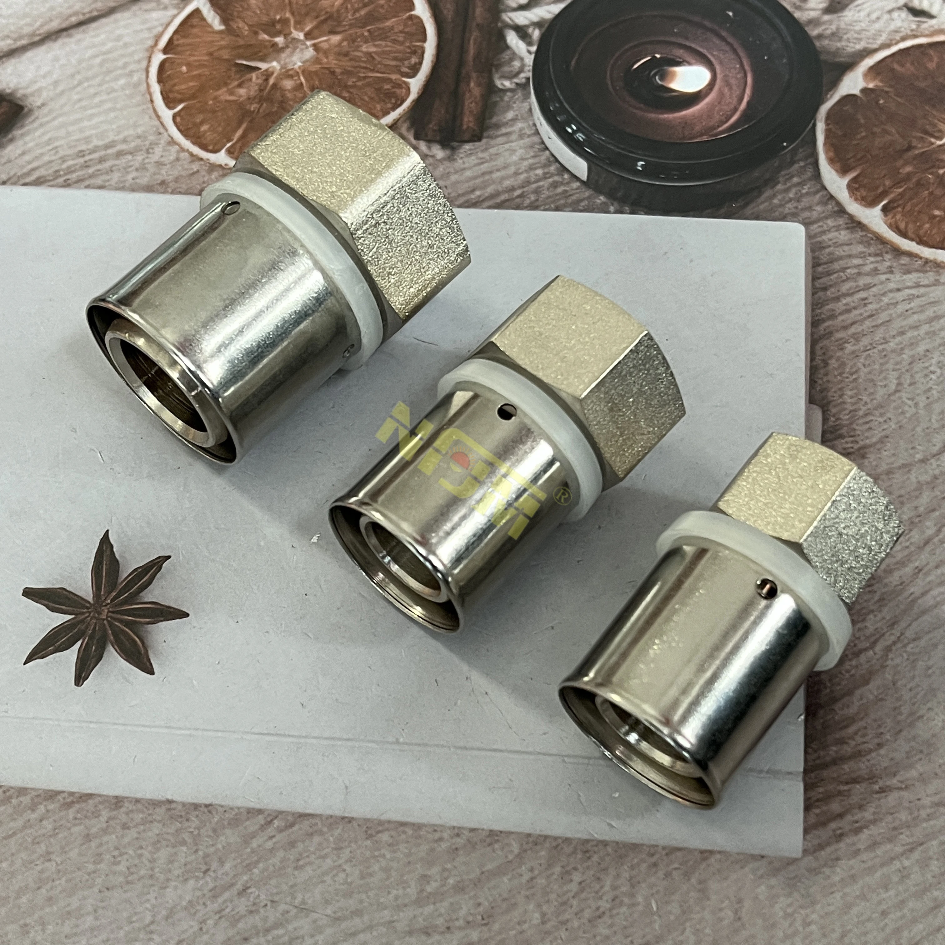 NFJM 58-3 Brass PEX Pipe Press Fitting 16 - 32 mm Female Socket White Color PEX Fittings