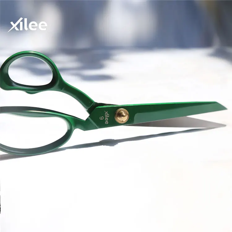 High-quality Middle Price Rate Anti-slip Grip Handles Child Student Giant Auspicious Clipping Tailor Scissors