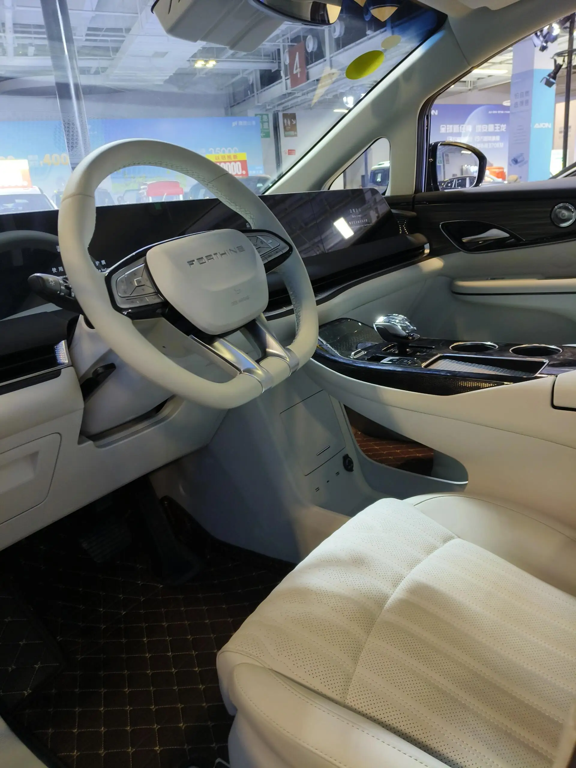 Роскошный 7-местный автомобиль Dongfeng Forthing V9 MPV китайский подключаемый Гибридный внедорожник 1 2 л/100 км 1300 длиной Новый энергетический 2024