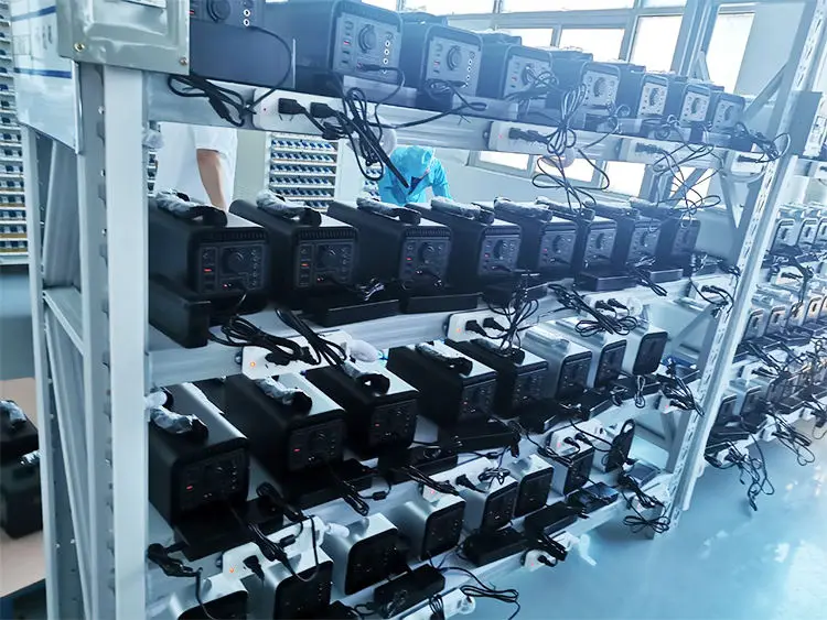 Factory Price High Quality 600w 110v 220v 240v Backup Power Station Energy Storage Lithium Ion Battery Portable Power Supply