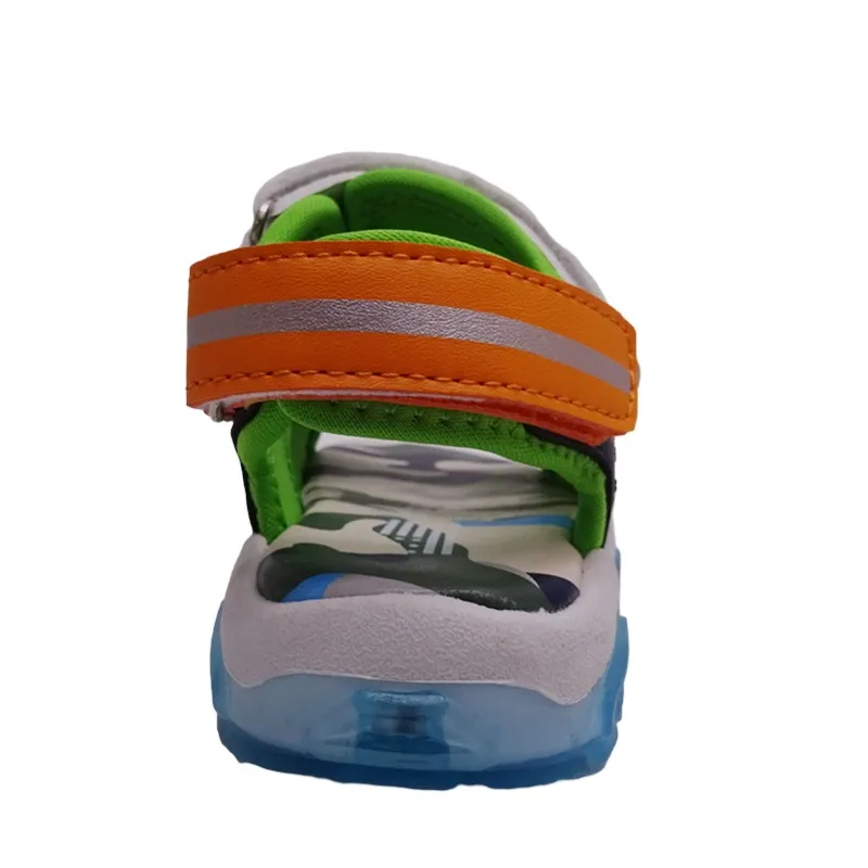 High Quality Fashionable Summer Non-slip Shoes Kids Shoes Children Sandals Beach LED Light Shiny Sandals