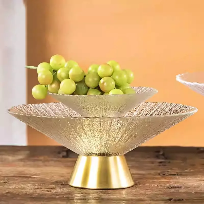 Wholesale Glass Fruit Plate Storage Ornaments Glassware Tableware Plate Grade Copper Bottom Household Glass Plate