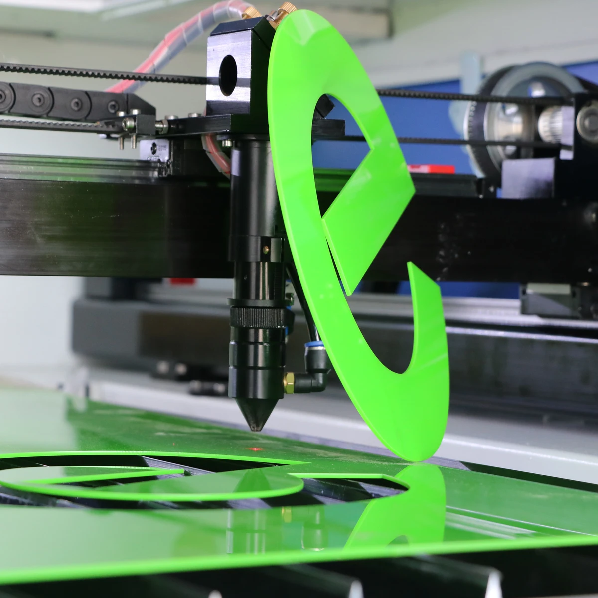 DH-1325 CO2 Laser Cutting Machine