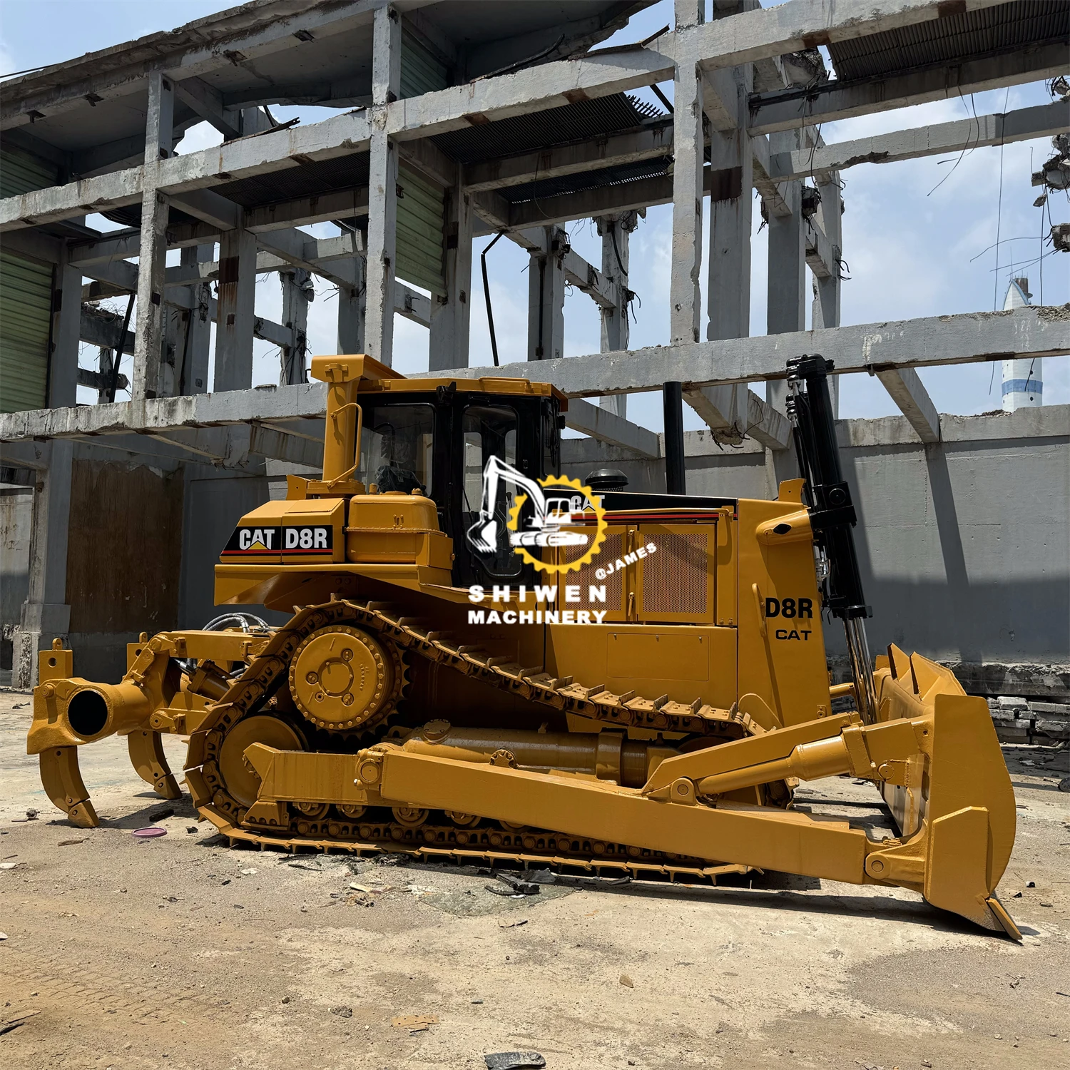 Low working hours Caterpillar D8R Bulldozers Used Japan CATD8R D7R D7H D6R D9R Bulldozer For High Work Efficient On Hot Sale