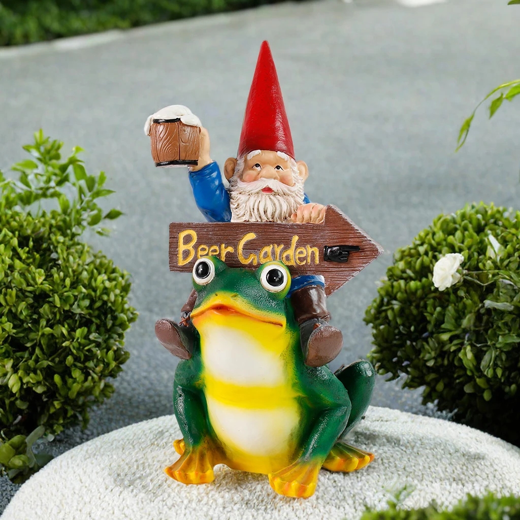 Resin crafts frog dwarf raises a glass of welcome sign statue outdoor decor pet memorial Sculpture