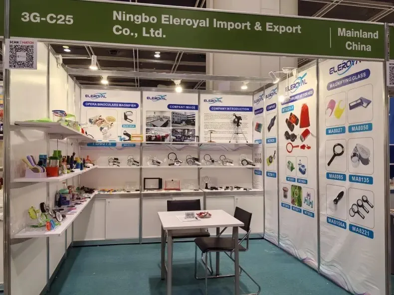 9 IN 1 Marketing Emergency Cob Zoomable  Torch Flashlights with emergency hammer and tactical knife