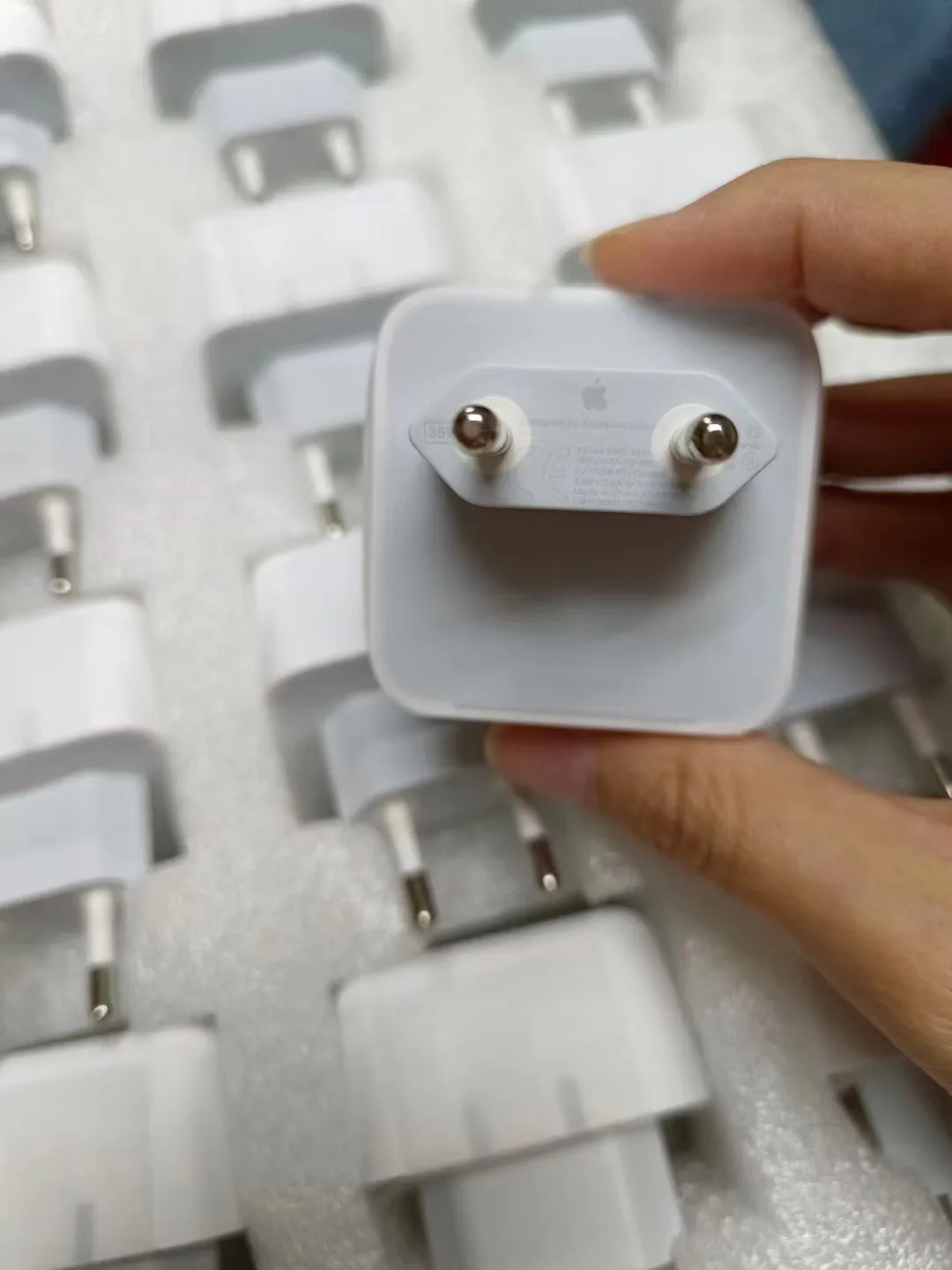 ILEPO 2023 New Products 40W Dual USB-C PD Fast Type C Charger Universal Chargers Port Phone Super Mini USB C Wall Charger