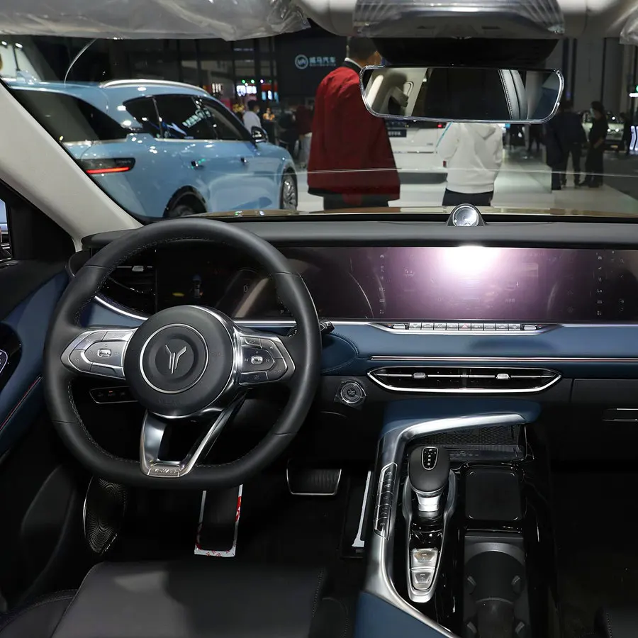 New Model Hybrid Used Car EV Car MPV Voyah Free Dreamer Dmi New Energy Vehicle