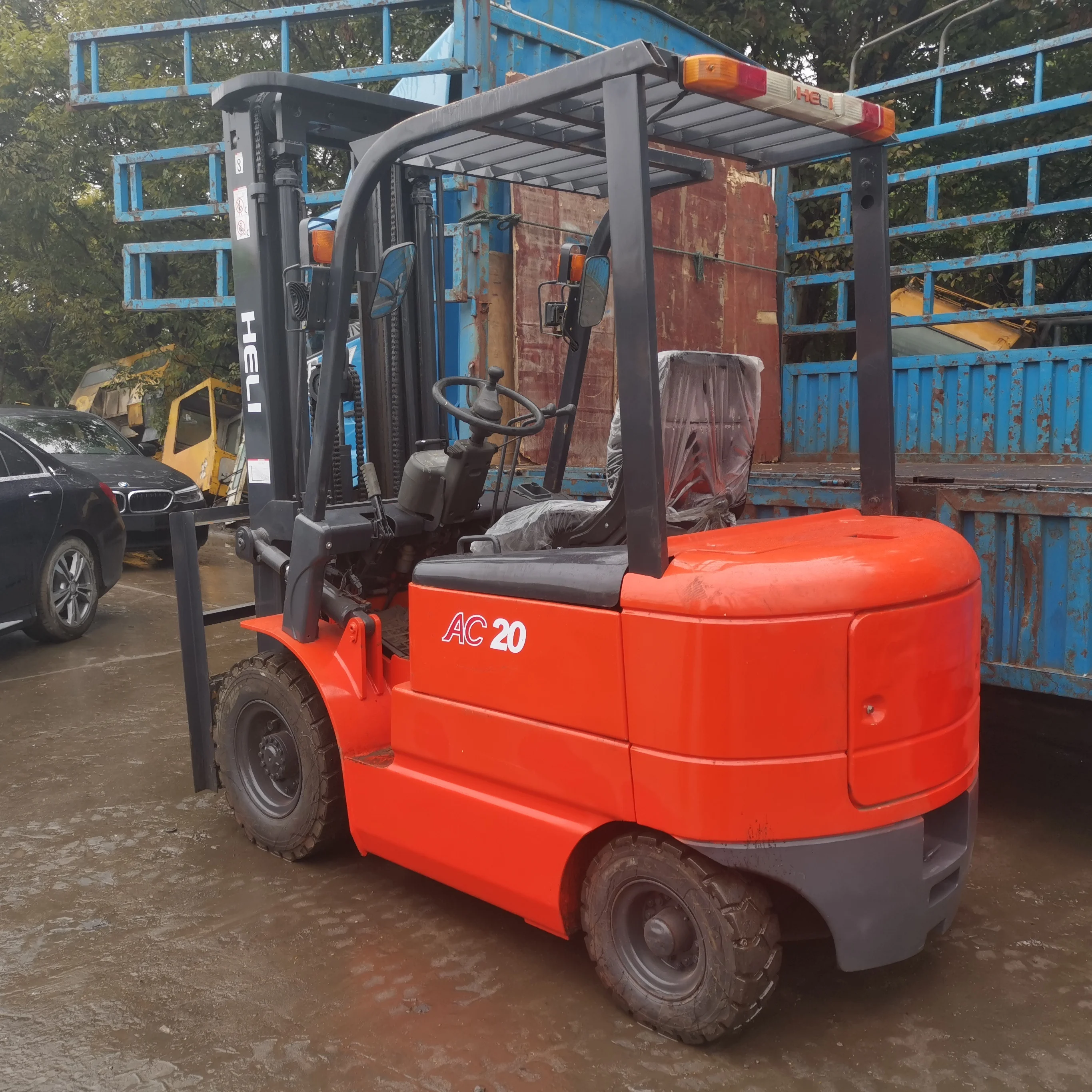 HELI CPD20 Heli Cpd15sq Cpd18 1.5T 1.8t 2ton Seated Type Electric Reach Truck 3 Way Three-Point Battery Pallet Stacker Forklift