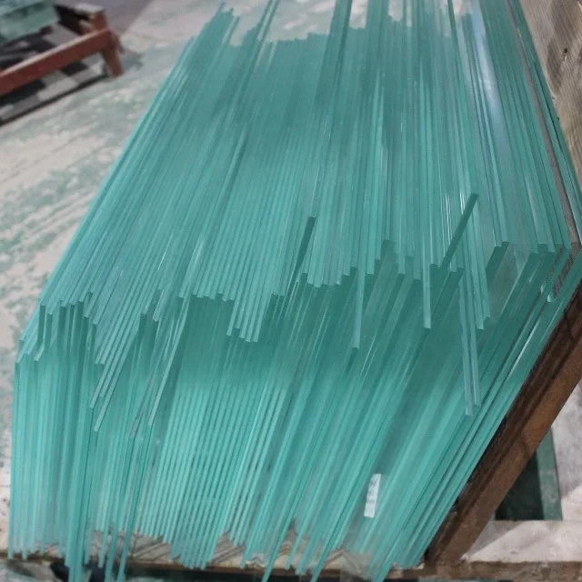 5mm small size crystal clear toughened glass manufacture in China