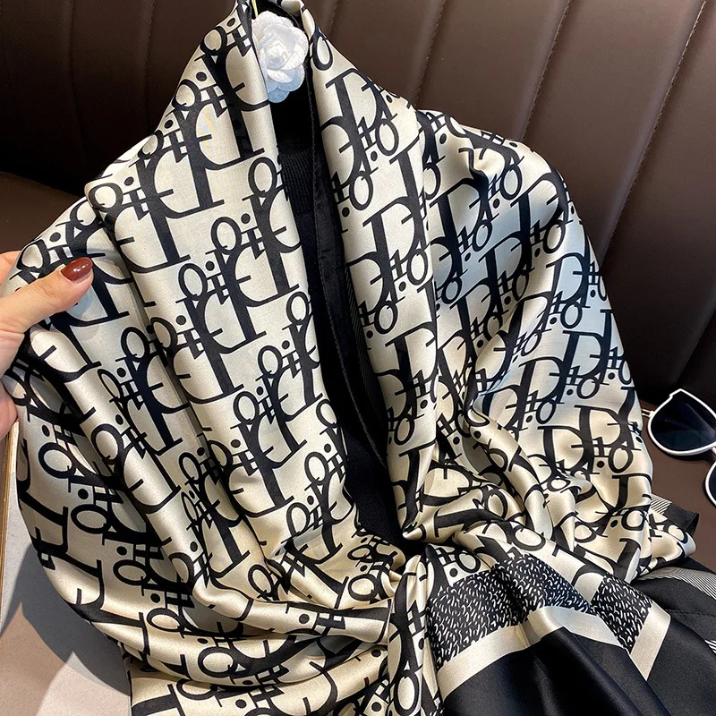 Chinese factory low price Wholesale High quality fashion Logo Print Silk Scarf