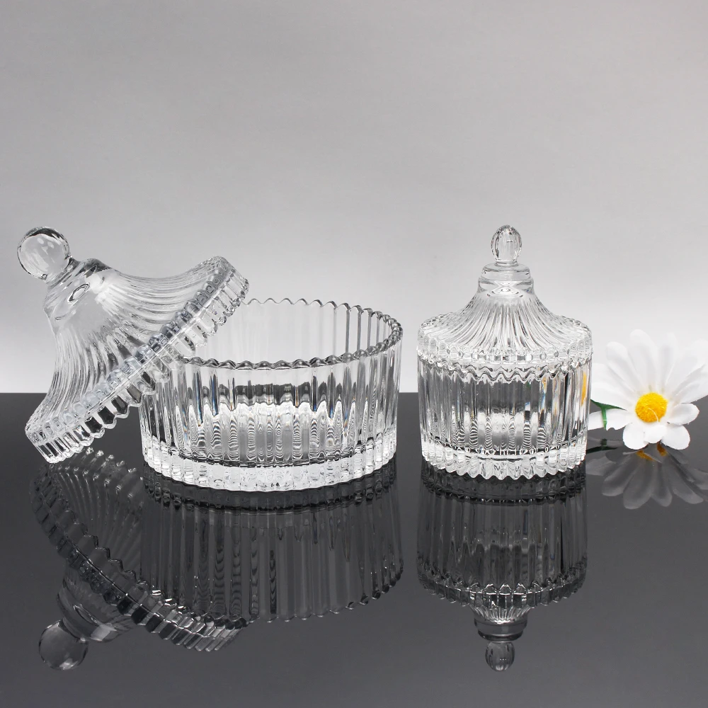 Clear Fashion Glass Candle Container 100ml 250ml 500ml  Luxury Candle Jar With Glass Lid