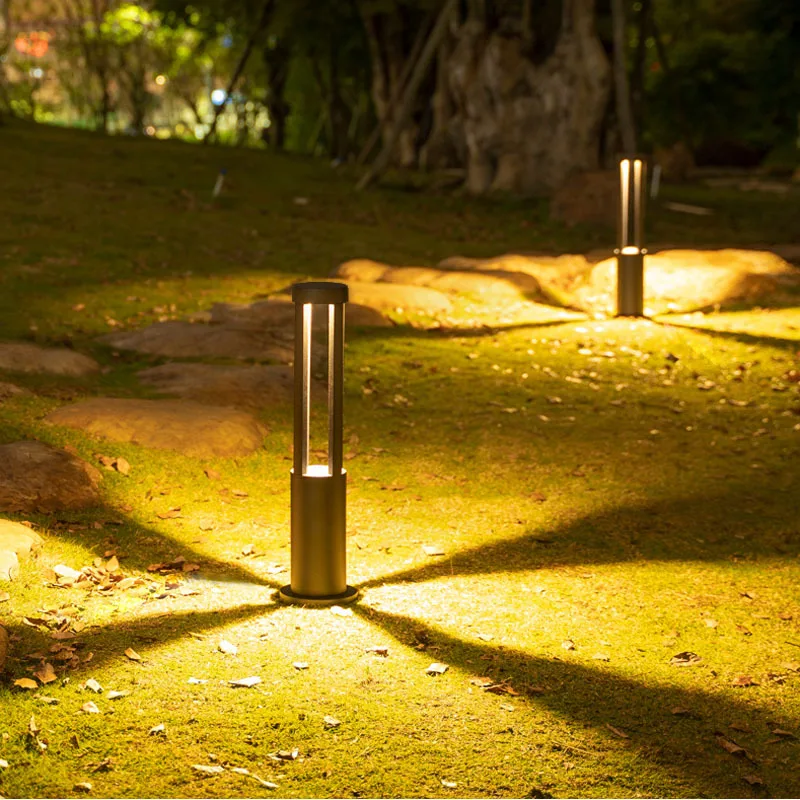 2021 New Arrival 10W Outdoor Waterproof IP65 Bollard LED Lawn Garden Light Yard Garden Pathway Post Lawn Lamp