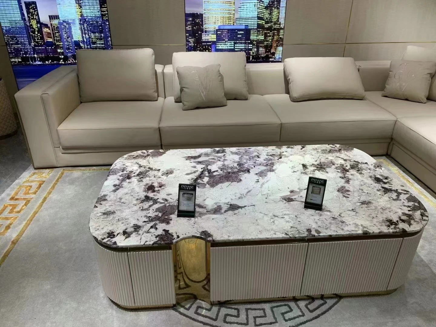 Modern European Design Luxury Italian Villa Sectional Sofa Set Genuine Leather Chesterfield Style Bed Home Living Living Room