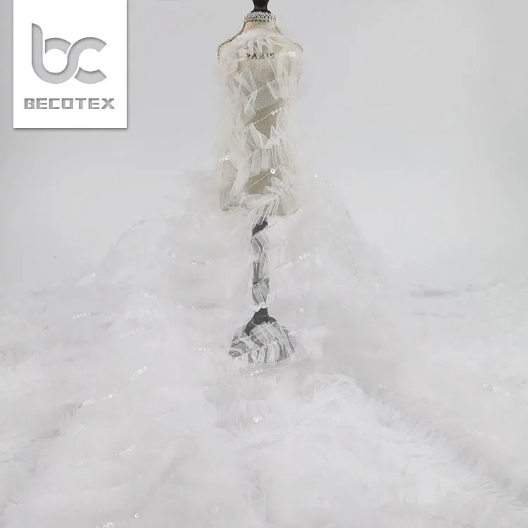 new sequins mesh embroidery wedding fabric 3d white lace embroidery tulle fabric wholesale