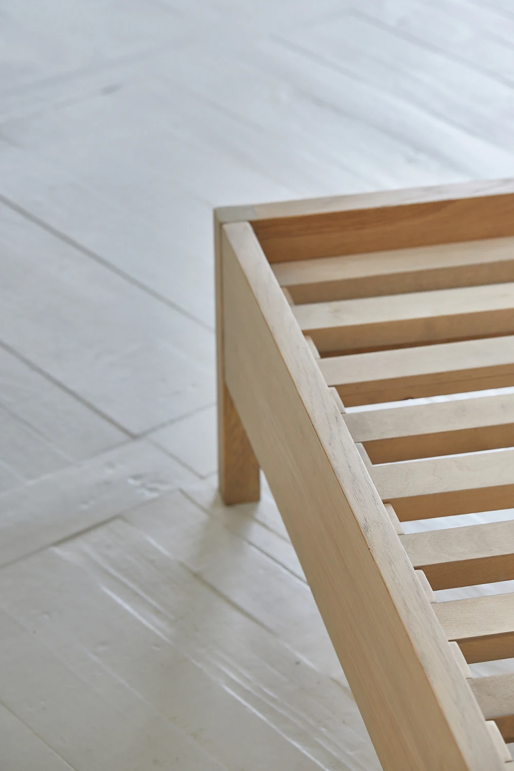 Nordic boho Country Style organic Furniture Modern Minimalist Rattan Bed Handmade of  Reclaimed Oak Eco-friendly Rustic Wood Bed