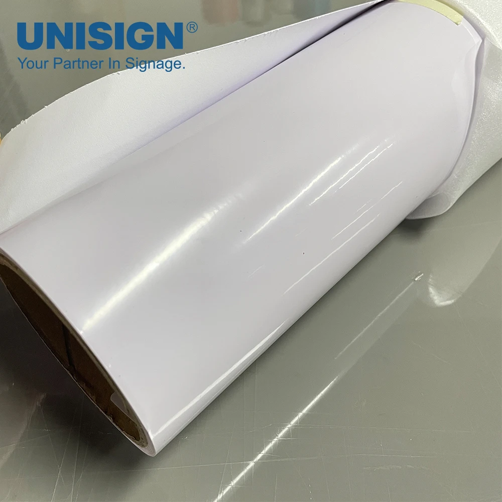 Glossy White Vinyl Sticker Printing 120gsm 140gsm Flexible PVC Self Adhesive Vinyl Roll for Bus Body Advertising