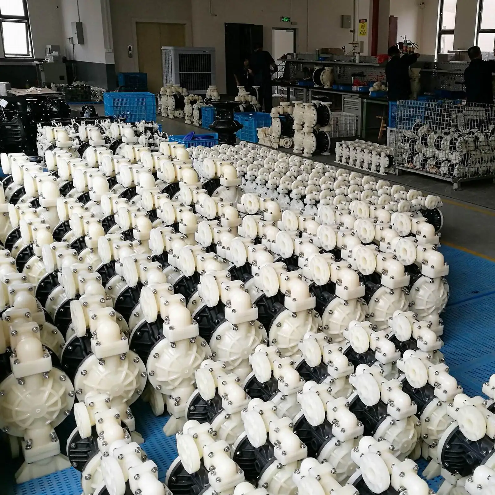 Высокоэффективный PTFE Материал пластиковая химическая стойкость анти-Кислотный пневматический мембранный насос с воздушным управлением