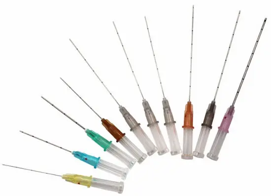 Игла с тупым наконечником Micro Cannula 25 г для инъекции дермального наполнителя гиалуроновой кислоты