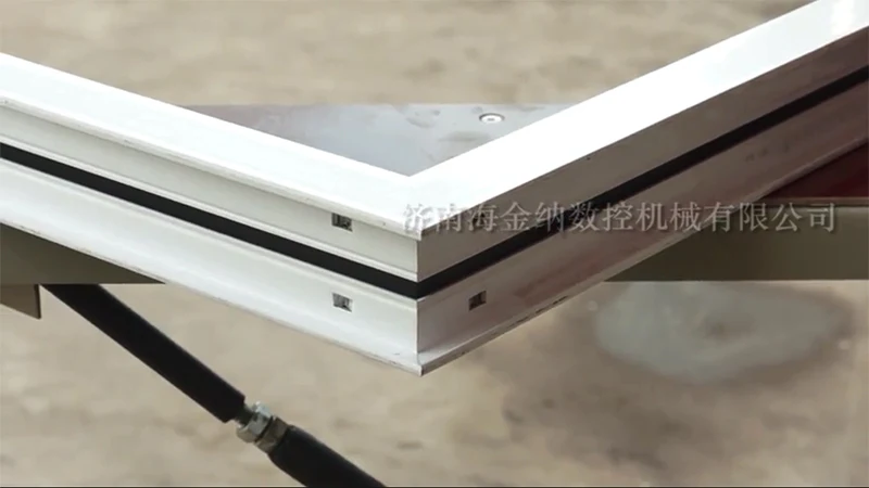 Aluminum curtain wall window corner crimping automatic hydraulic aluminum workshop machinery
